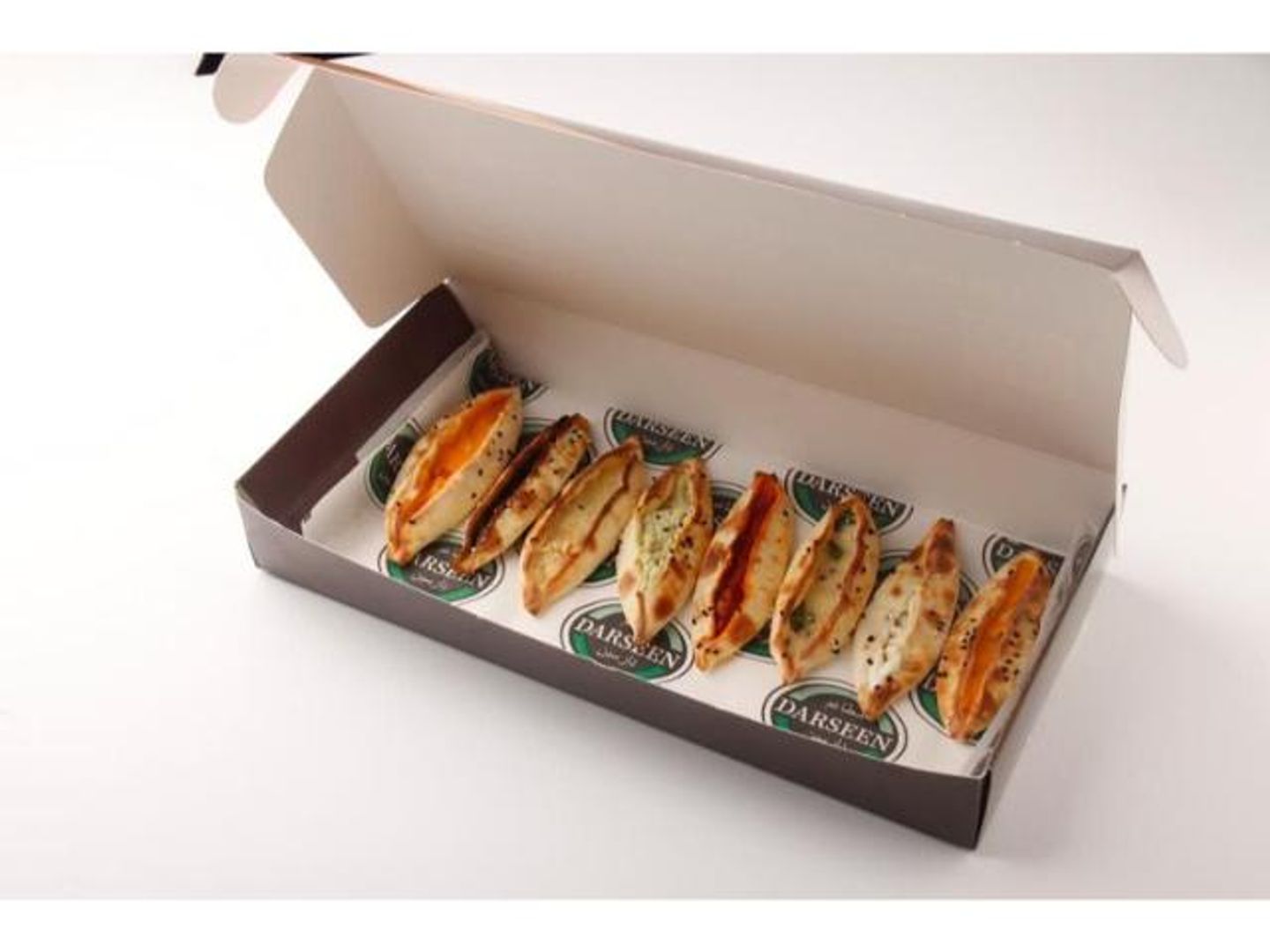 Small Manakish Box 8 Pieces