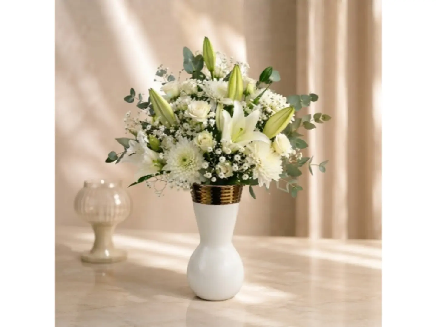 White Pearl Vase