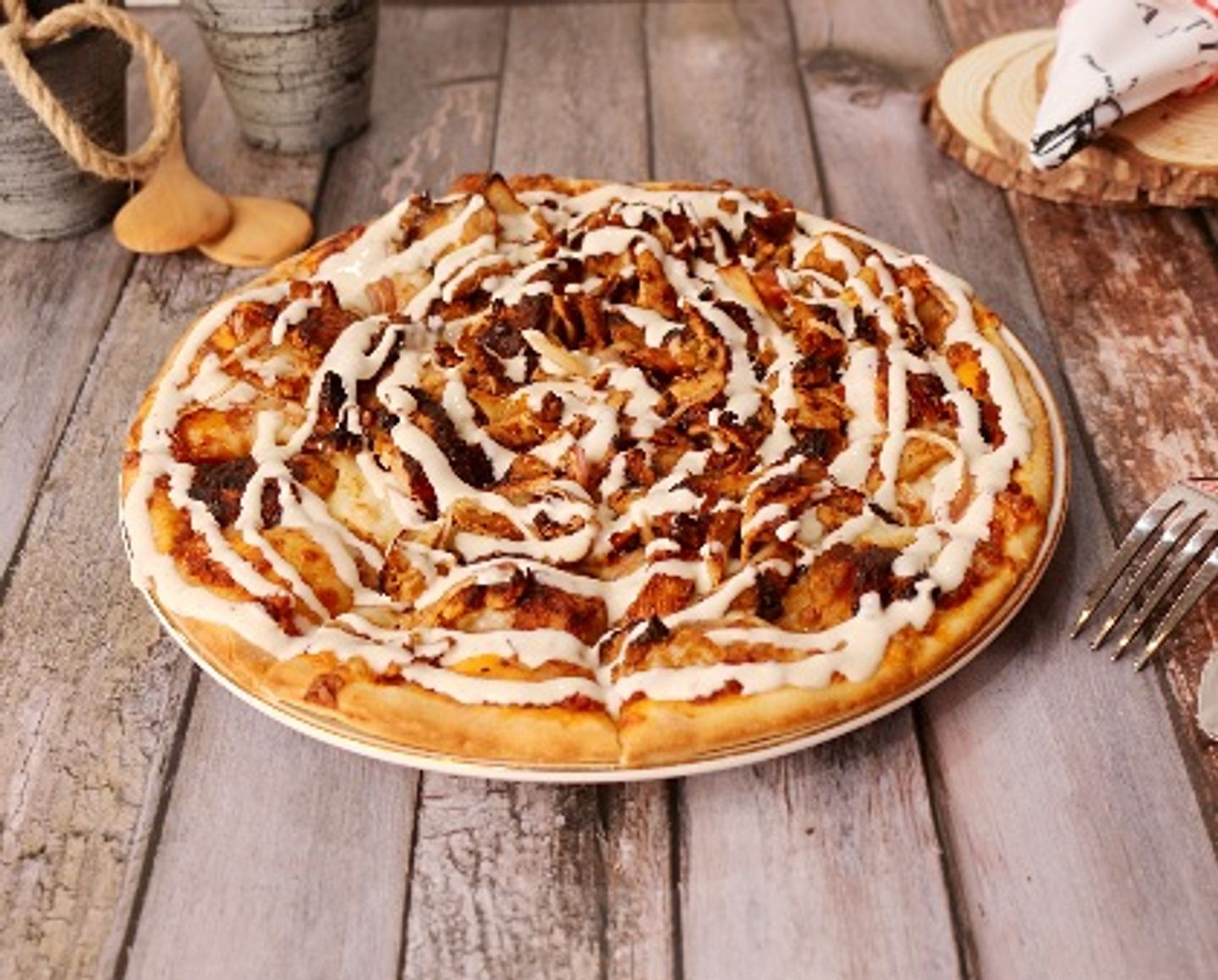 بيتزا شاورما بصوص الرانش