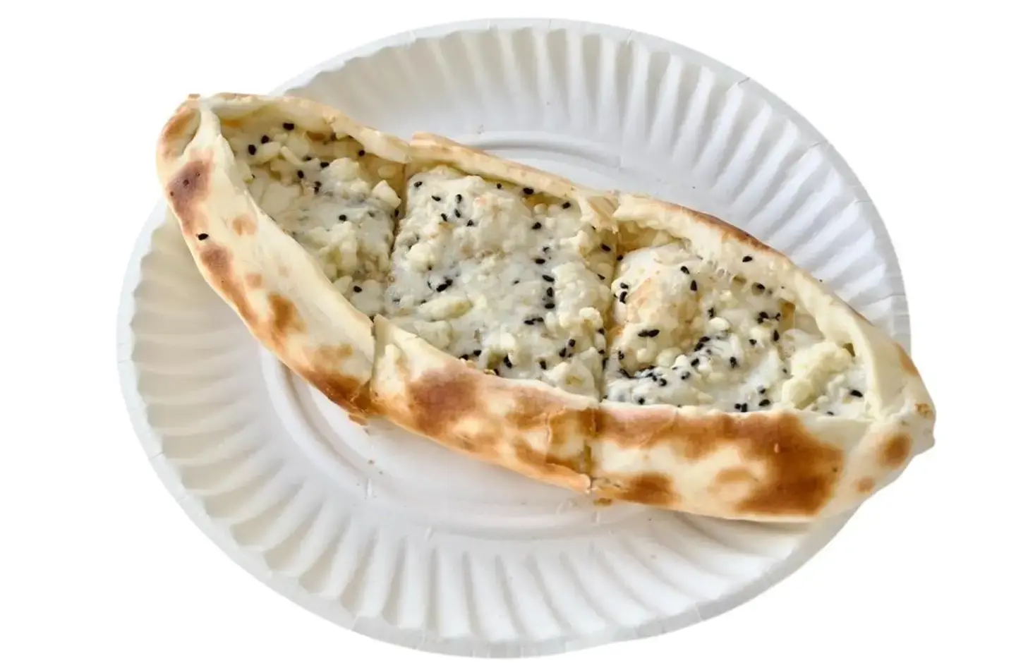 فطيرة جبن عكاوي مع موزاريلا