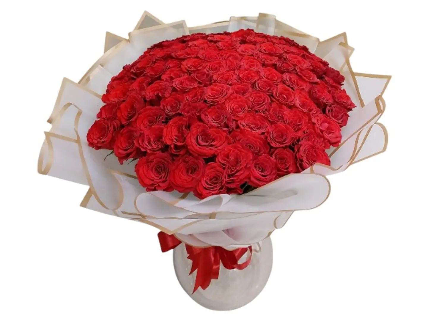 باقة ورد مكونة من 80 وردة حمراء