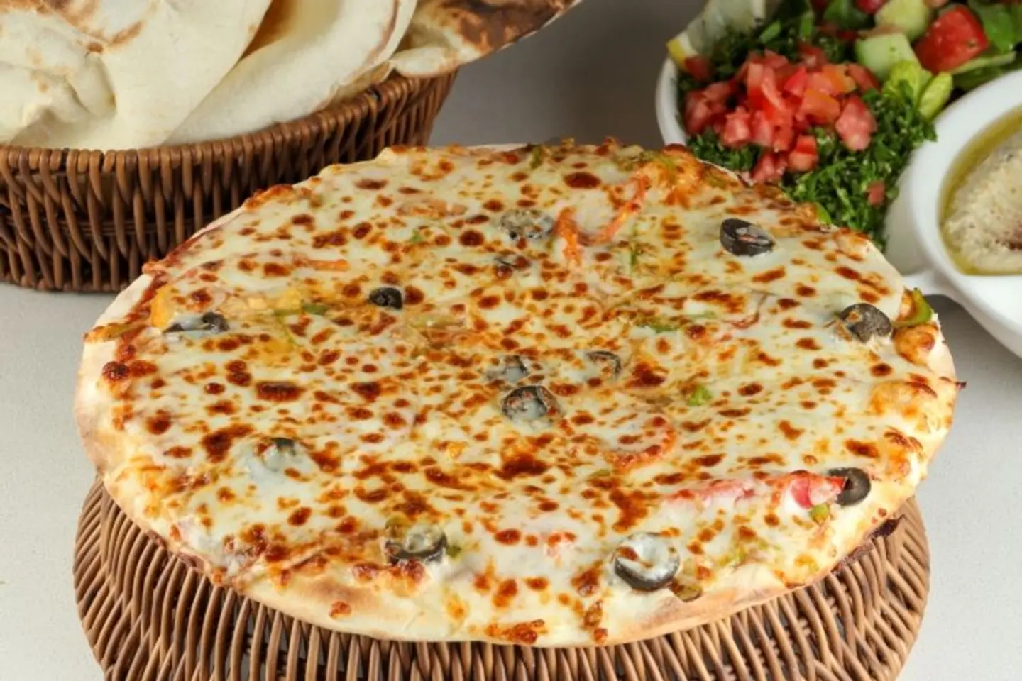 Medium Vegetable Pizza