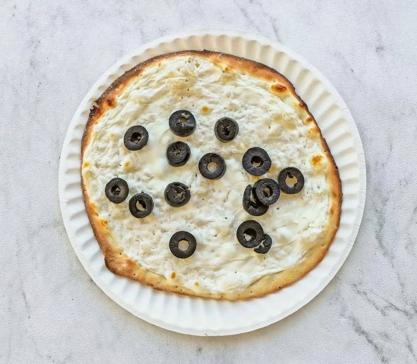 لبنة بالزيتون