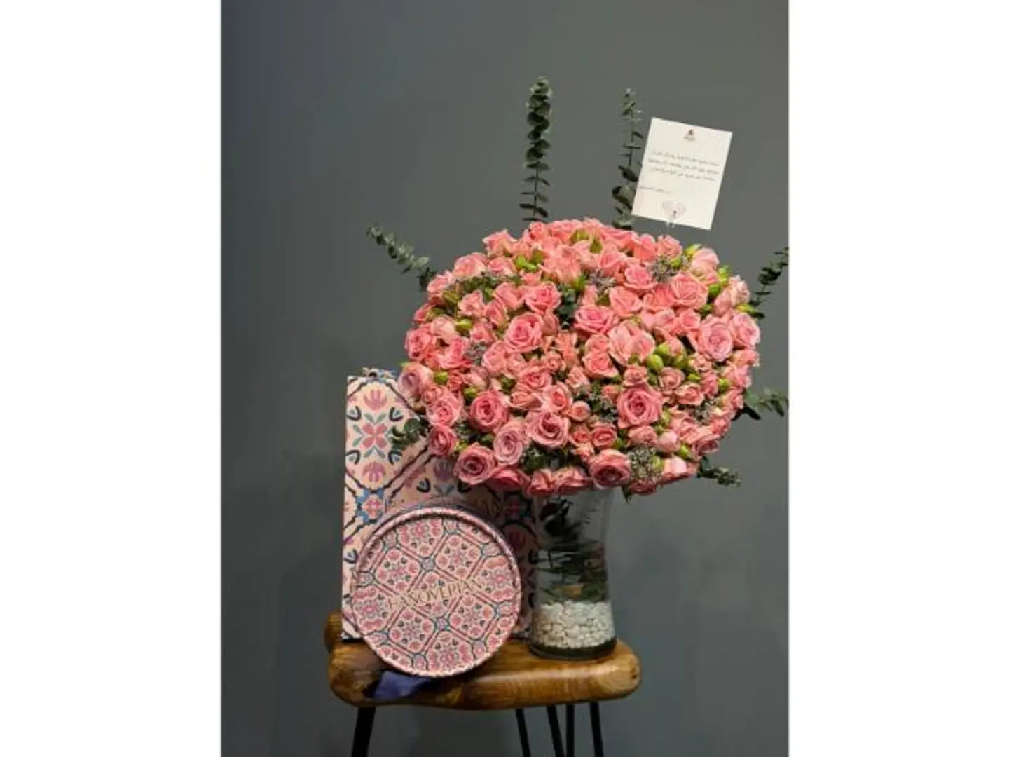Pink Rose Vase Chocolate Henoverin
