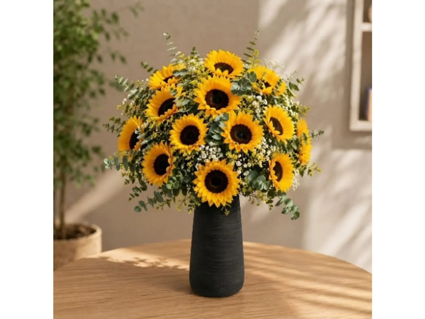 Sun Crown Vase