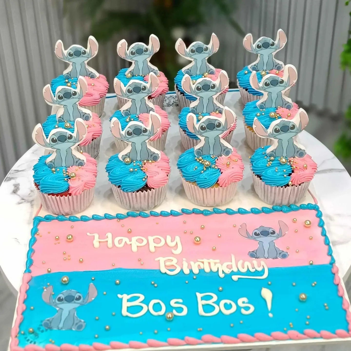 Stitch Cupcakes