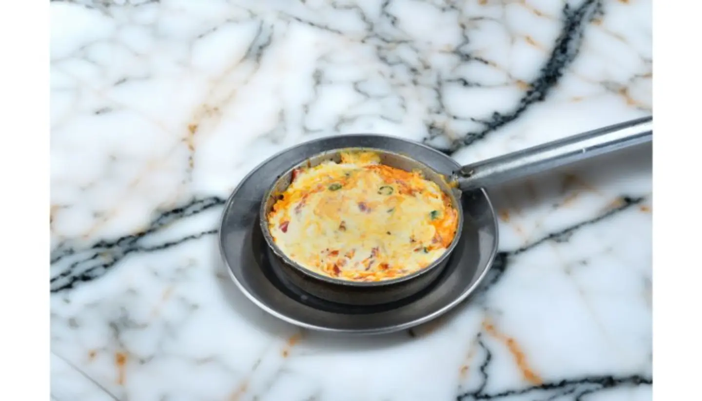 Lahsa (Eggs With Cheese)