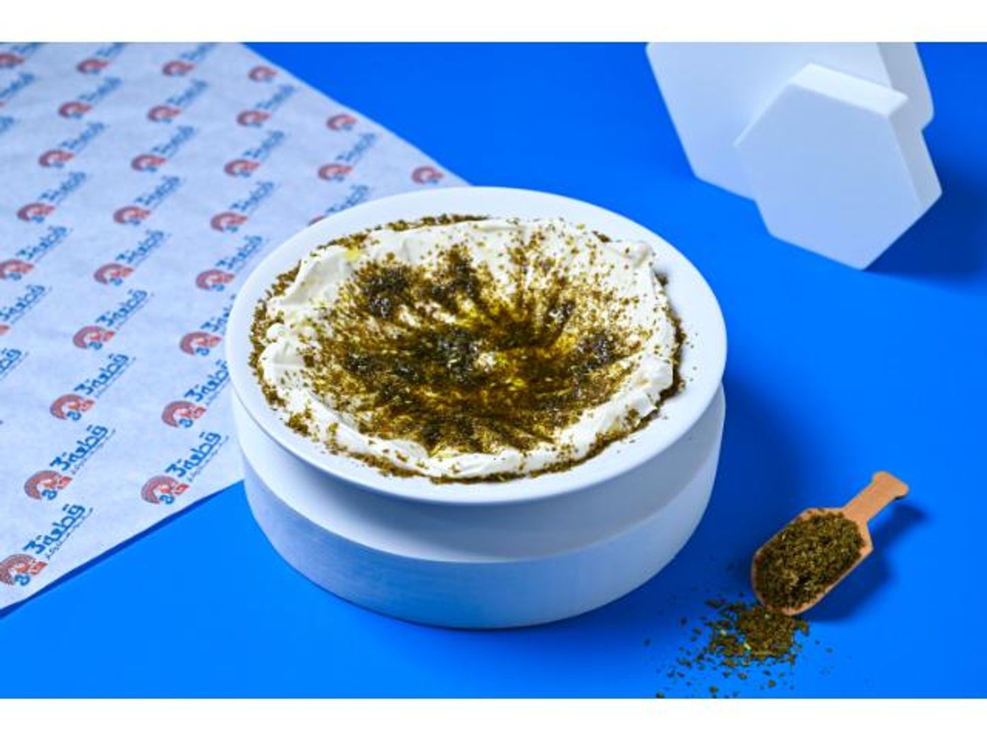 صحن لبنة و زعتر
