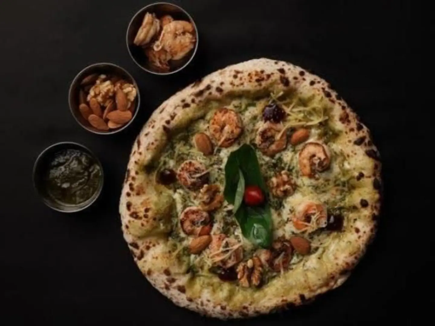 بيتزا كانوتو