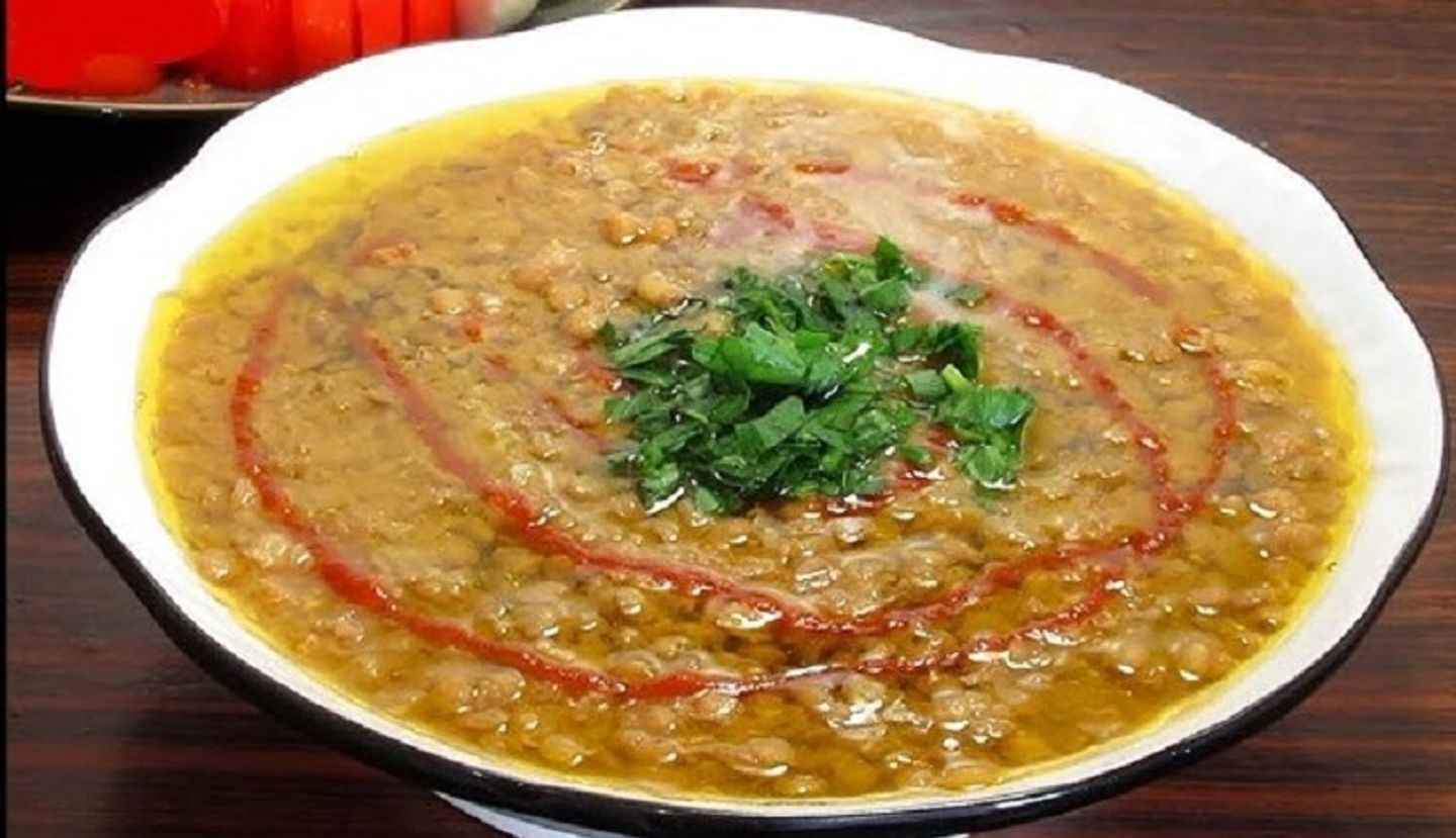 عدس طاوه بالزيت
