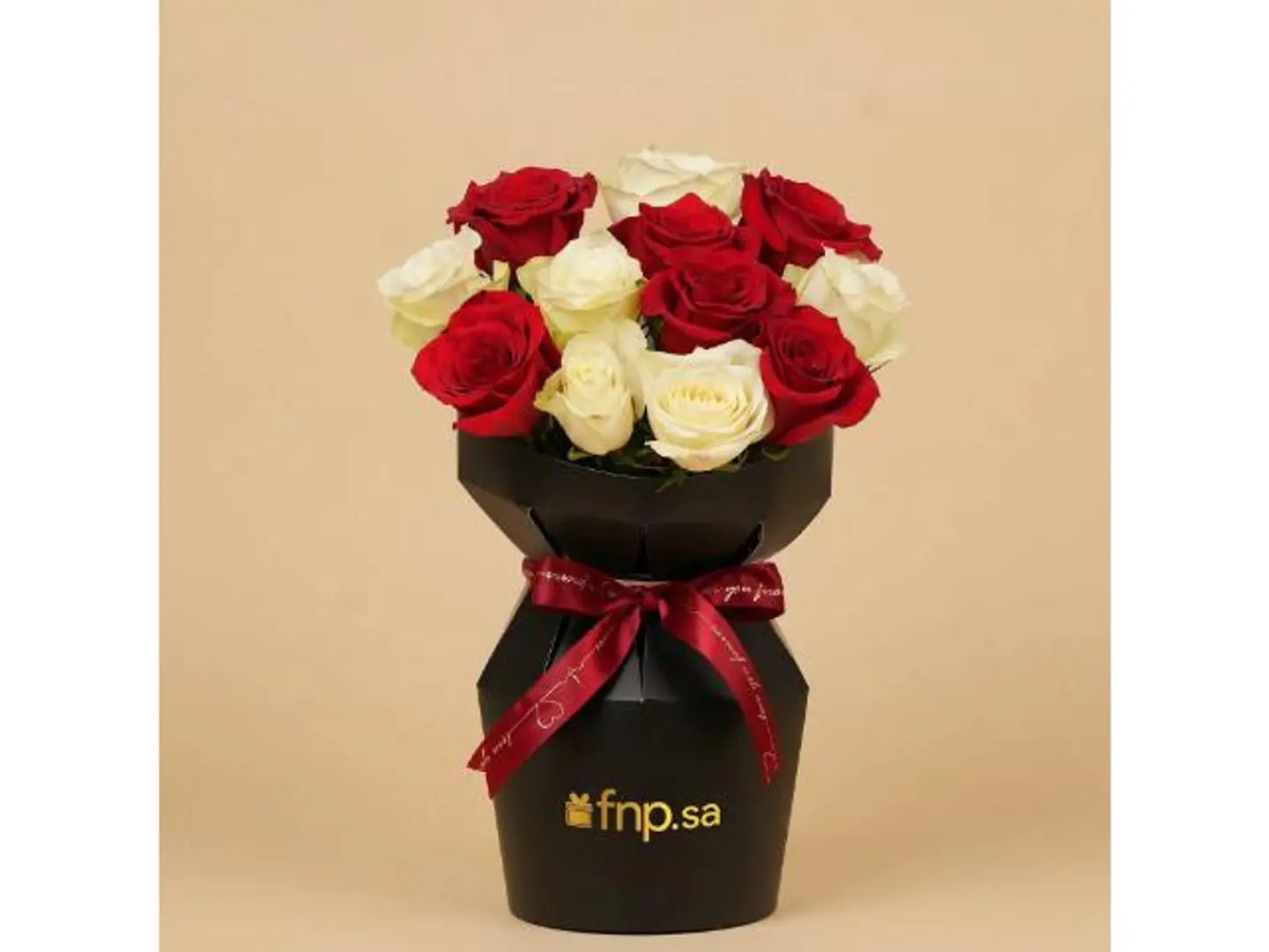 بوكيه ورود الحب ورد احمر وابيض