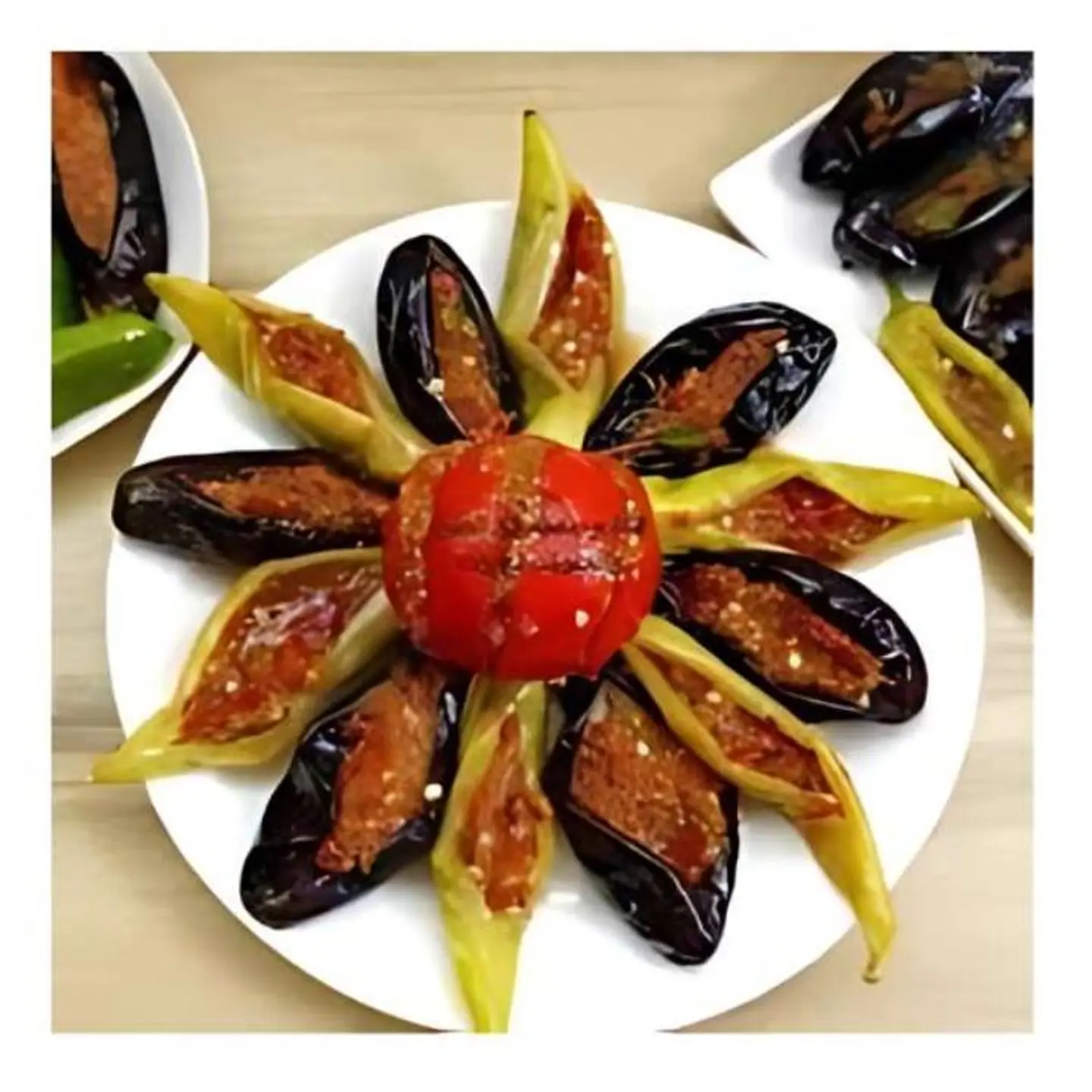 طبق مقليات مشكلة