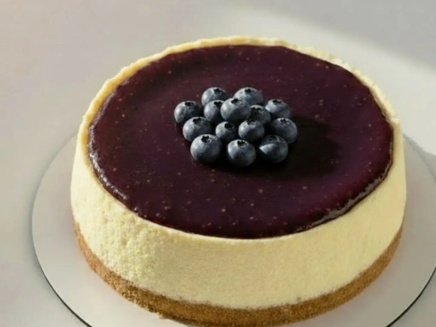 قالب صغير تشيزكيك التوت