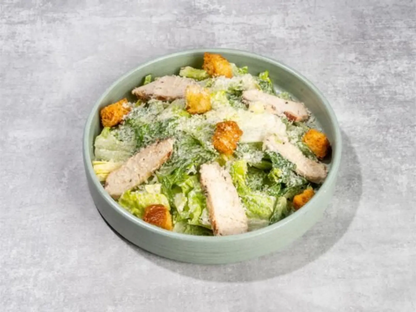 سلطة سيزر دجاج