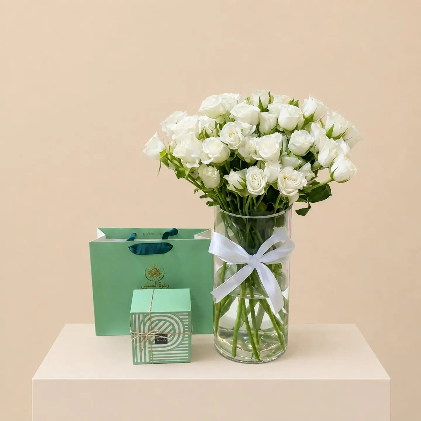 Flower Vase With Patchi Chocolate