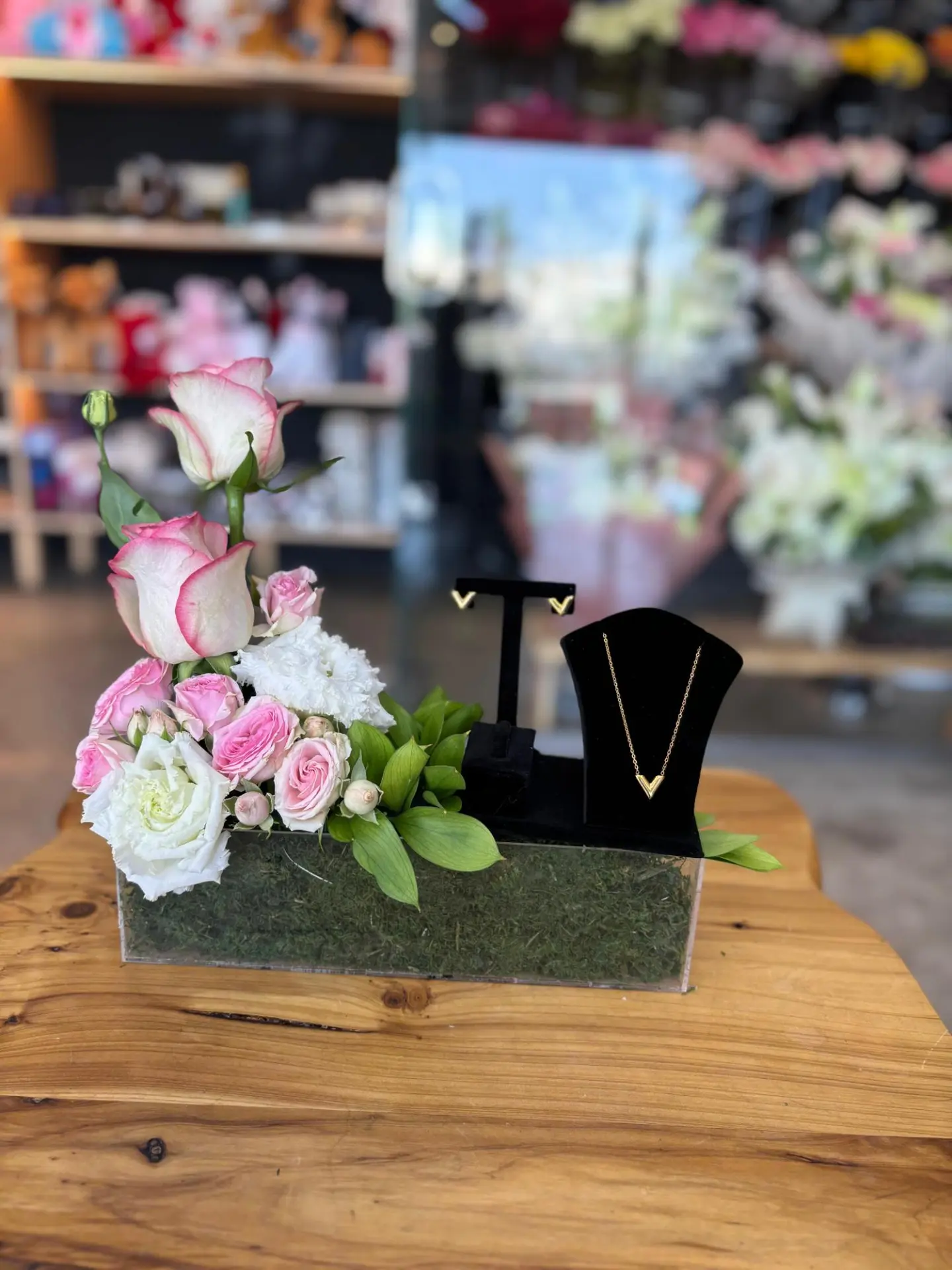 لويس فيتون ستاند 3