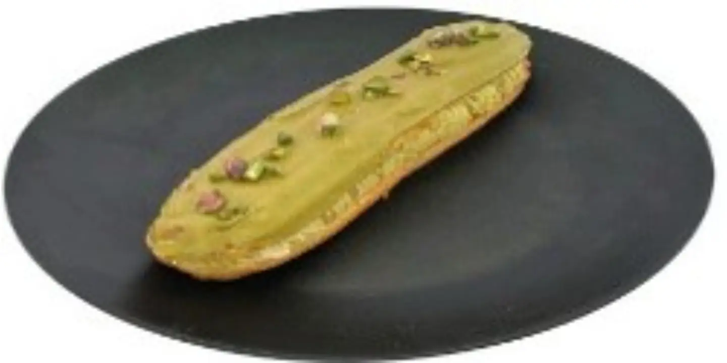 Pistachio Eclair