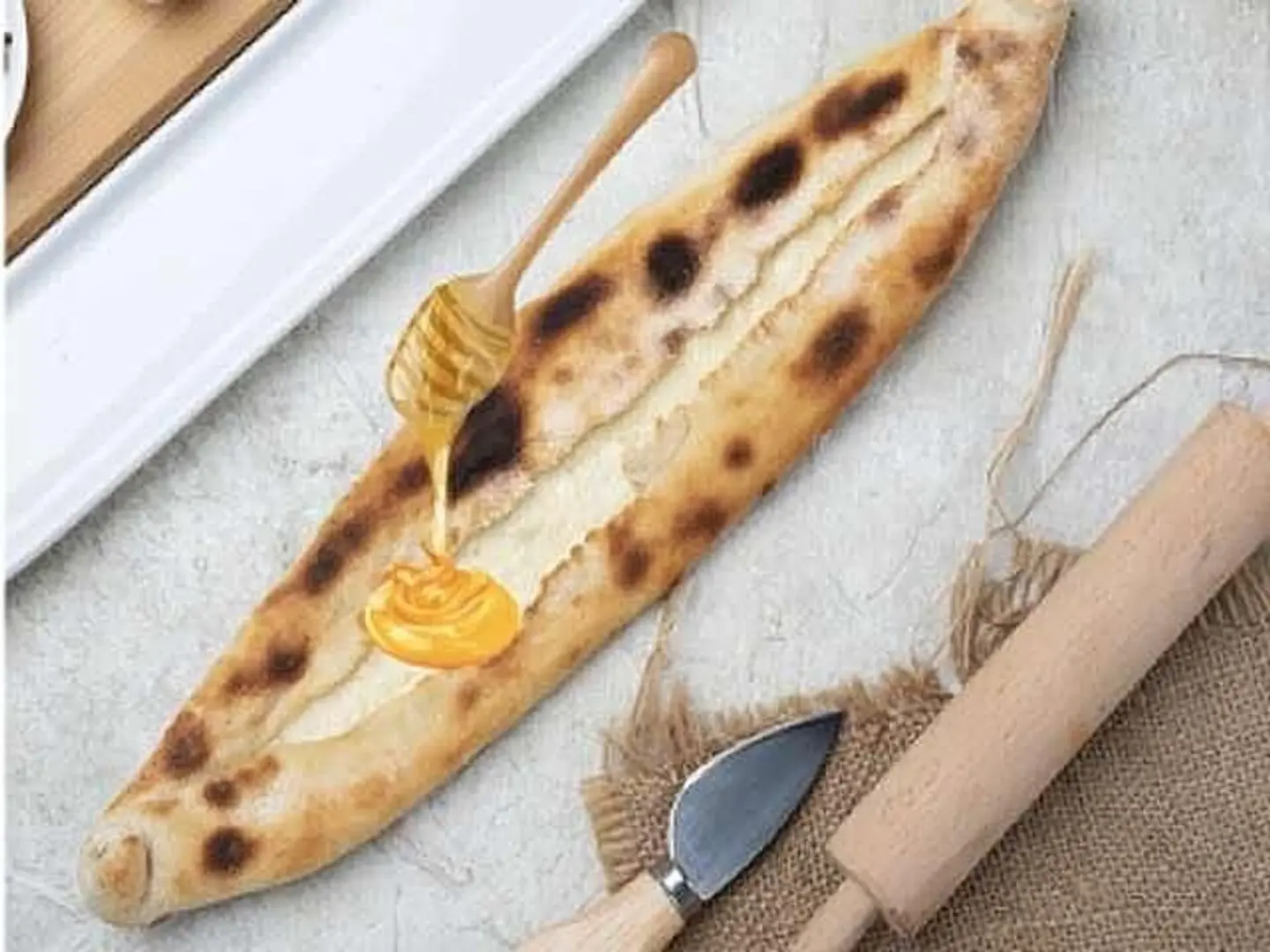 فطيرة لبنة وعسل