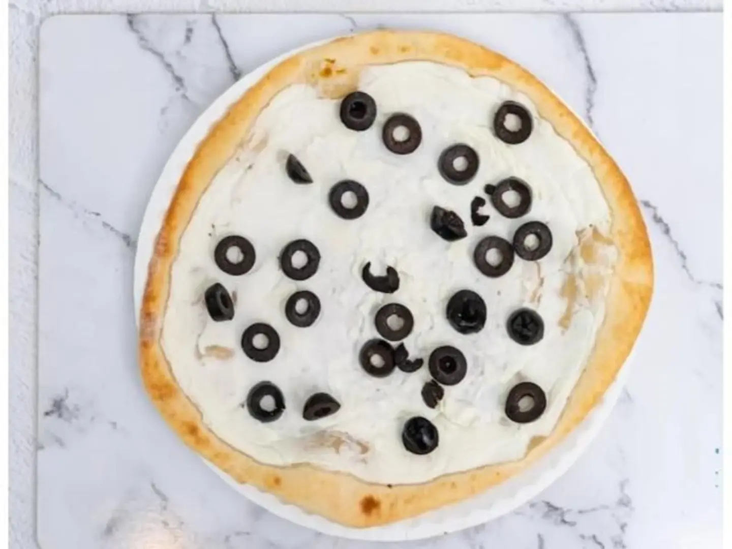 Cheese And Olive Manageesh
