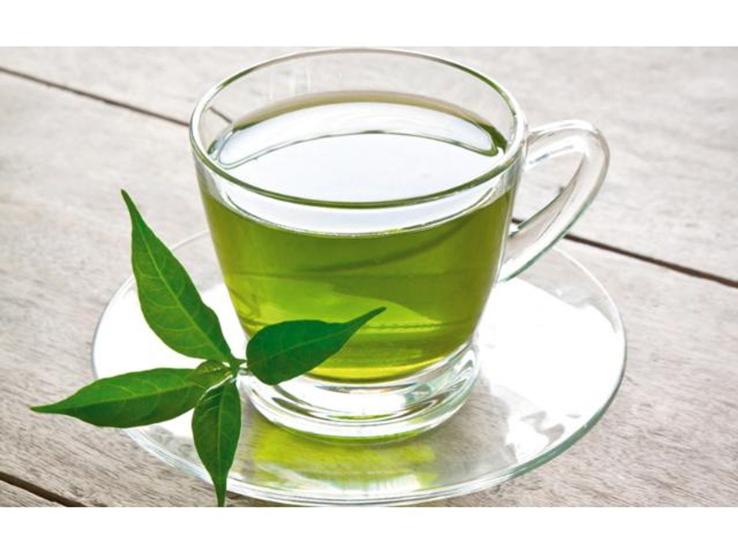 كوب شاي اخضر