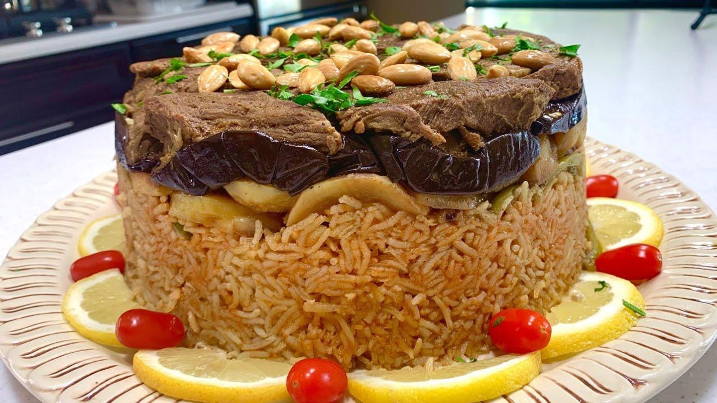 مقلوبة لحم