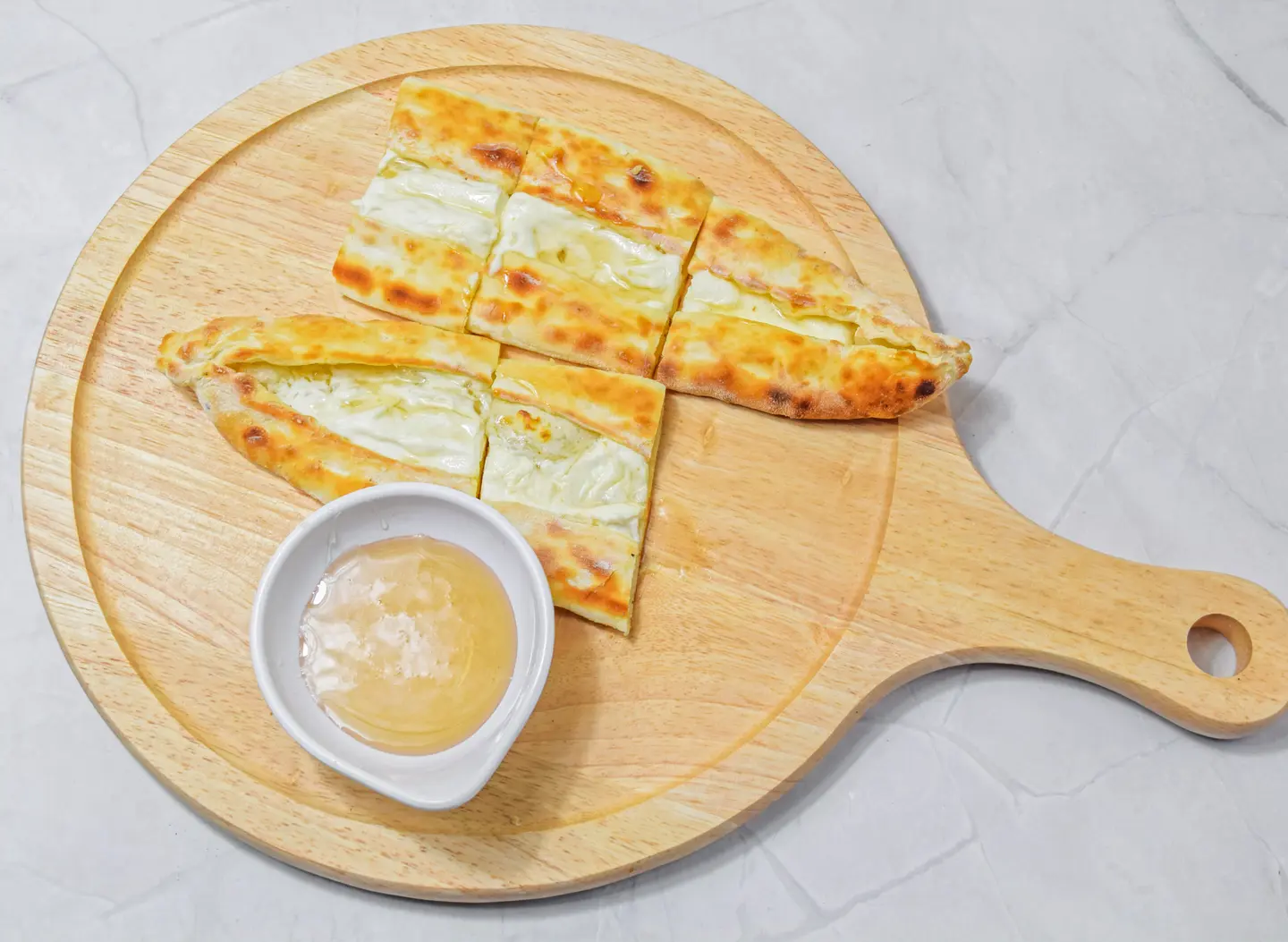 فطيرة اللبنه بالعسل