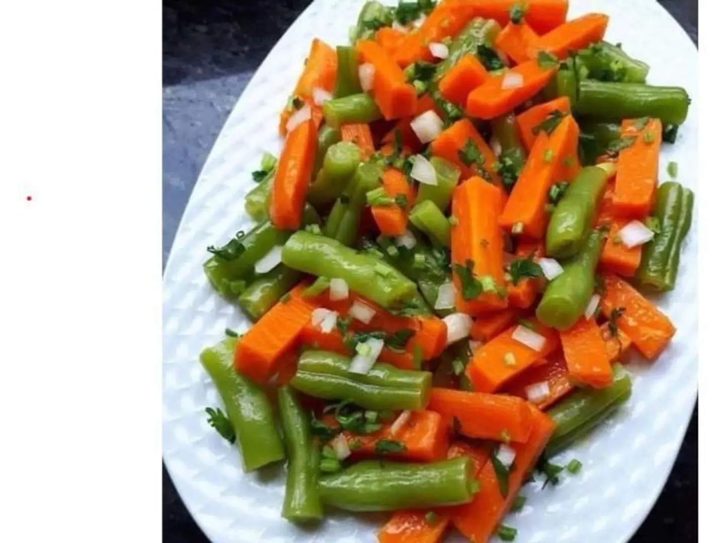 خضار مشكل بمرق حامض الطعم