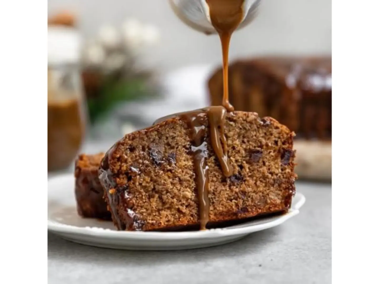 كيك التمر الفاخر