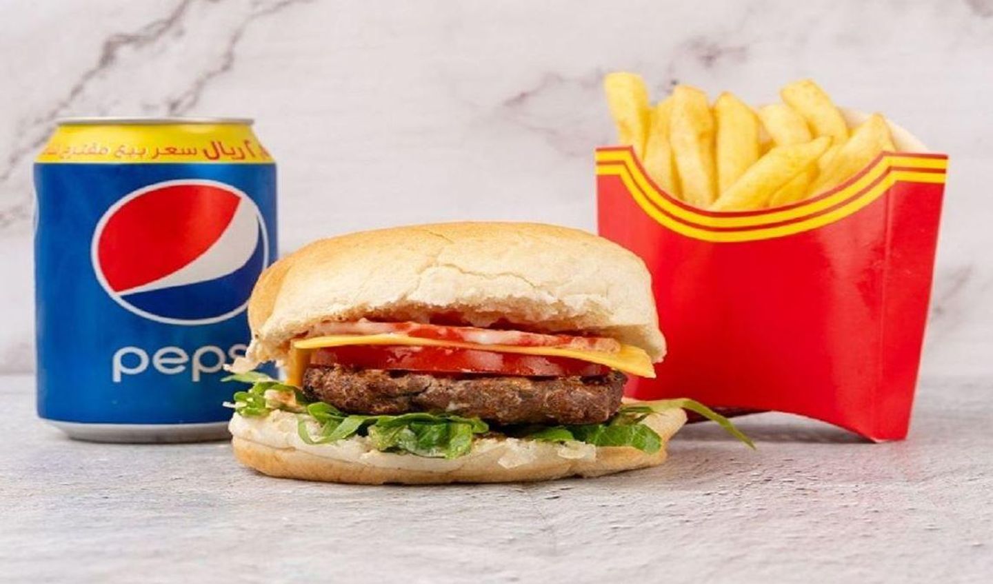 Hashee Burger Fries And Pepsi