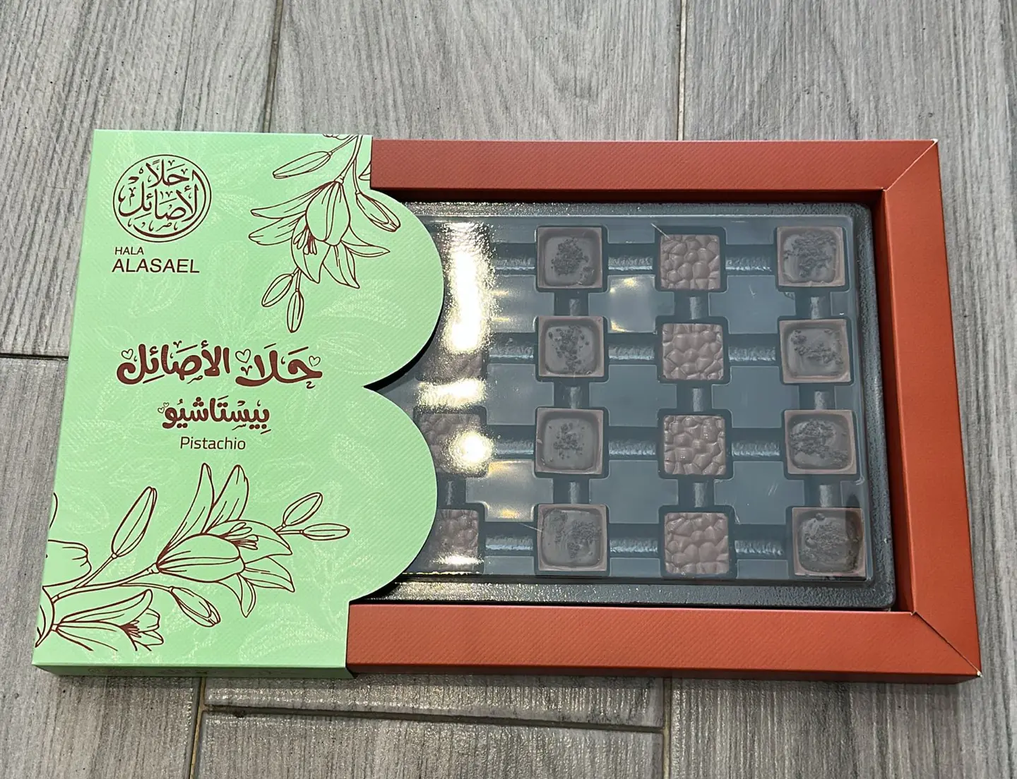 بستاشيو اوريو - الاصاءىل