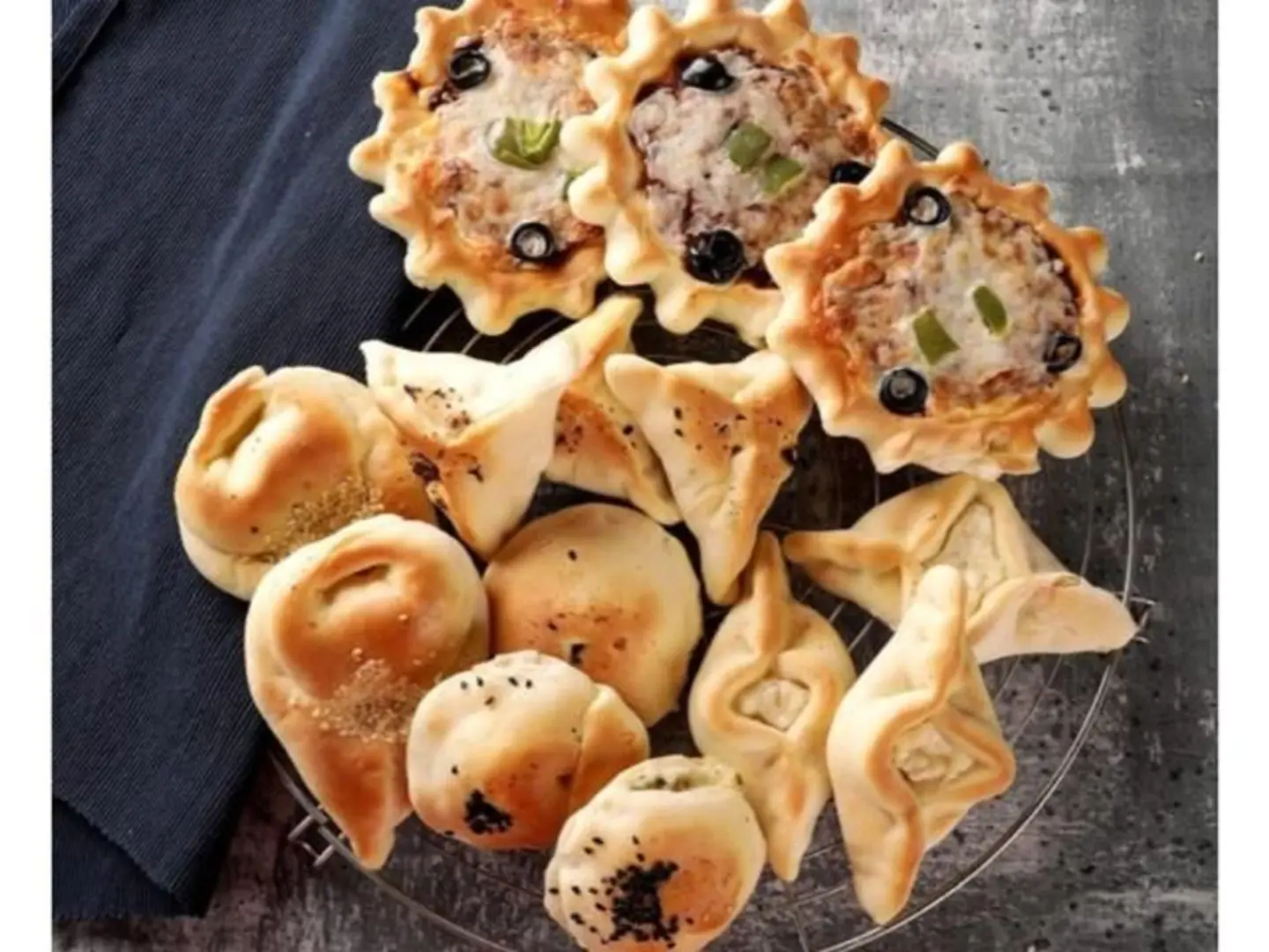 Large Al Saqiyah Pie Plate