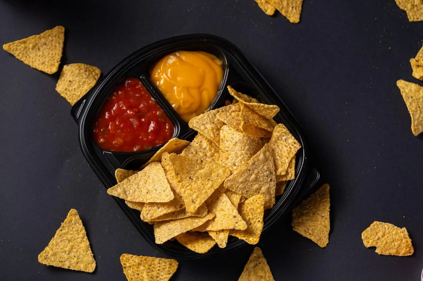 Nachos With Cheese, Salsa & Jalapenos