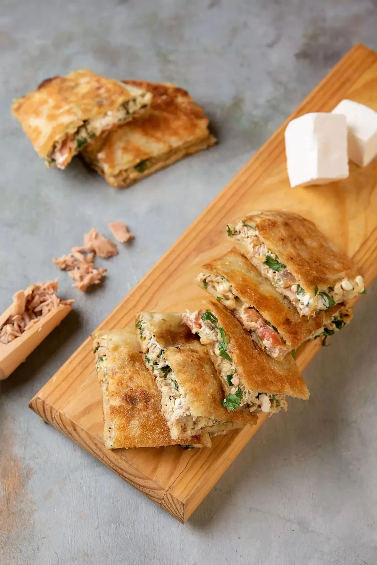 مطبق تونه
