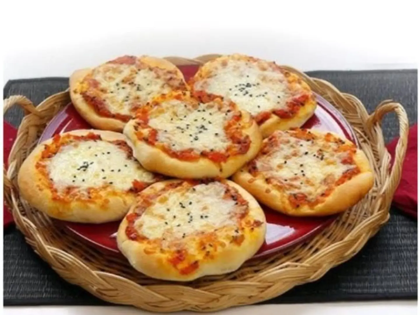 Mini Cheese Pastries With Kashkaval