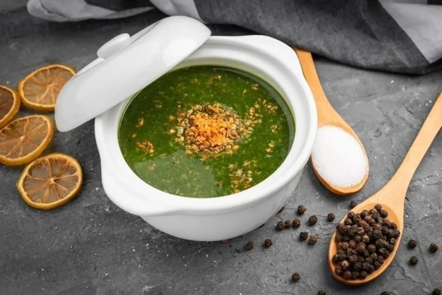 شوربة ملوخية