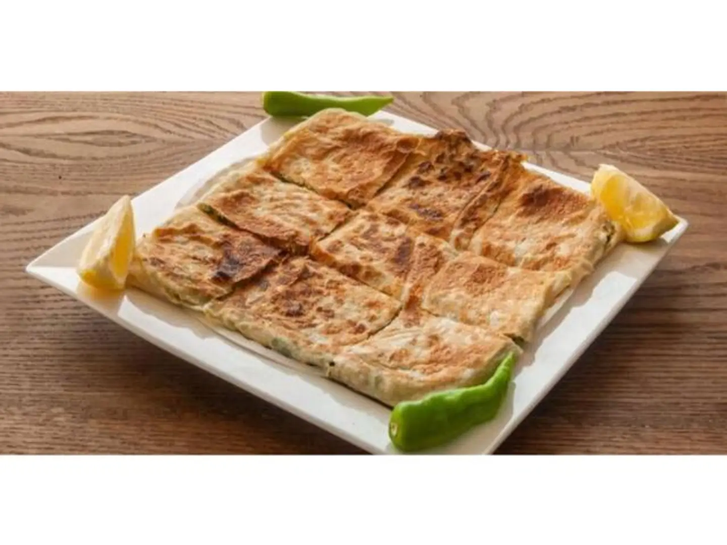 مطبق بالخضار