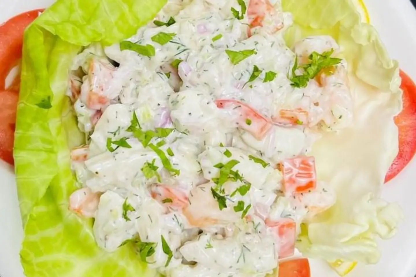 سلطة مأكولات بحرية