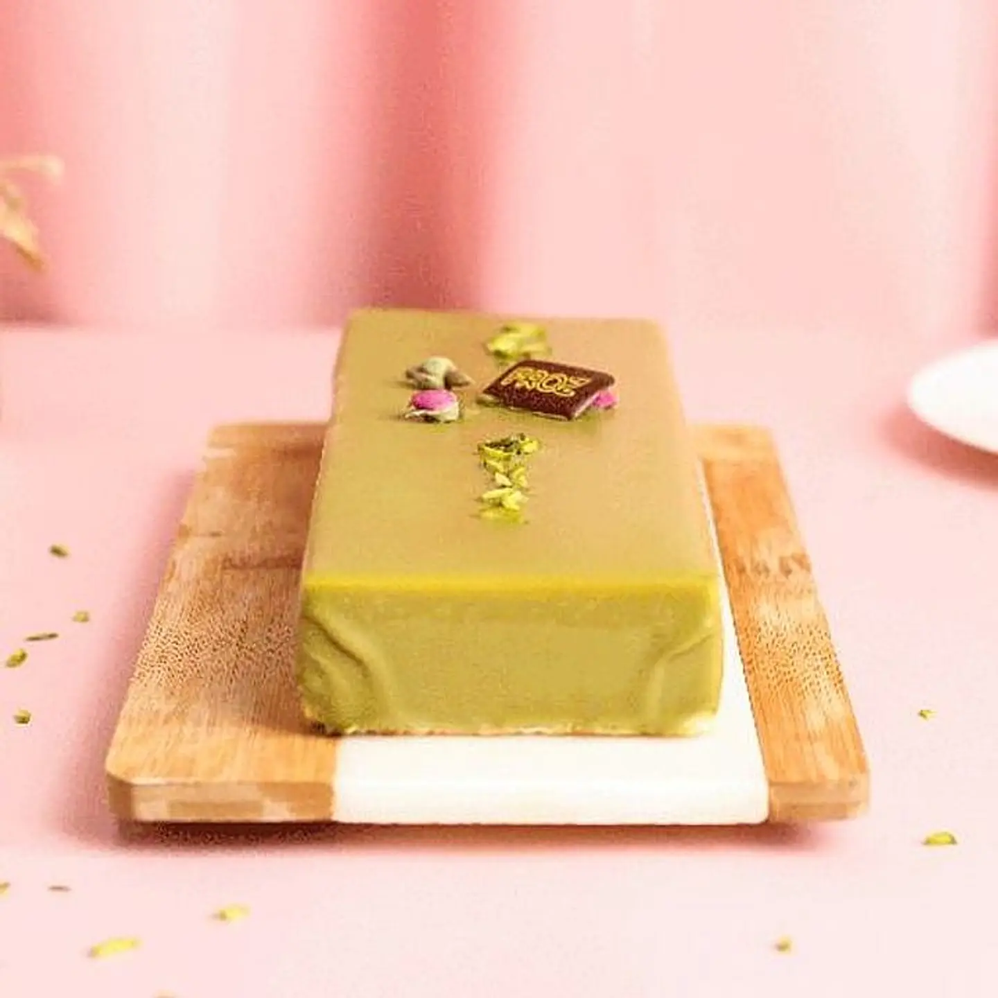 Pistachio Cake