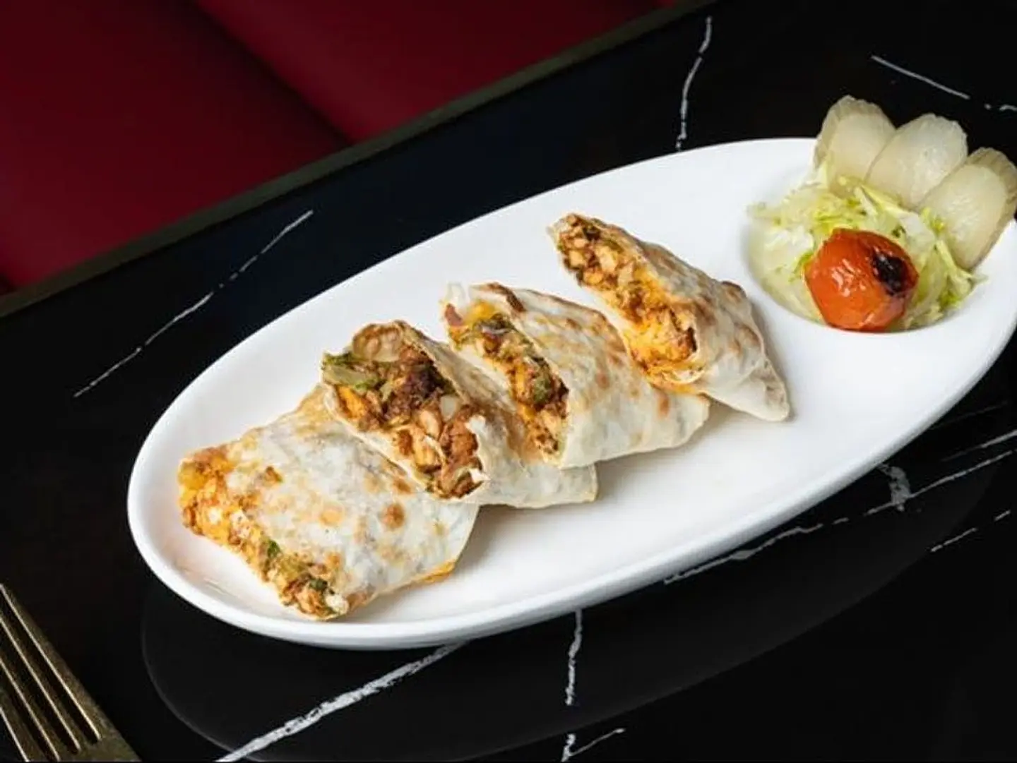 شاورما دجاج بعجينة البقلاوة