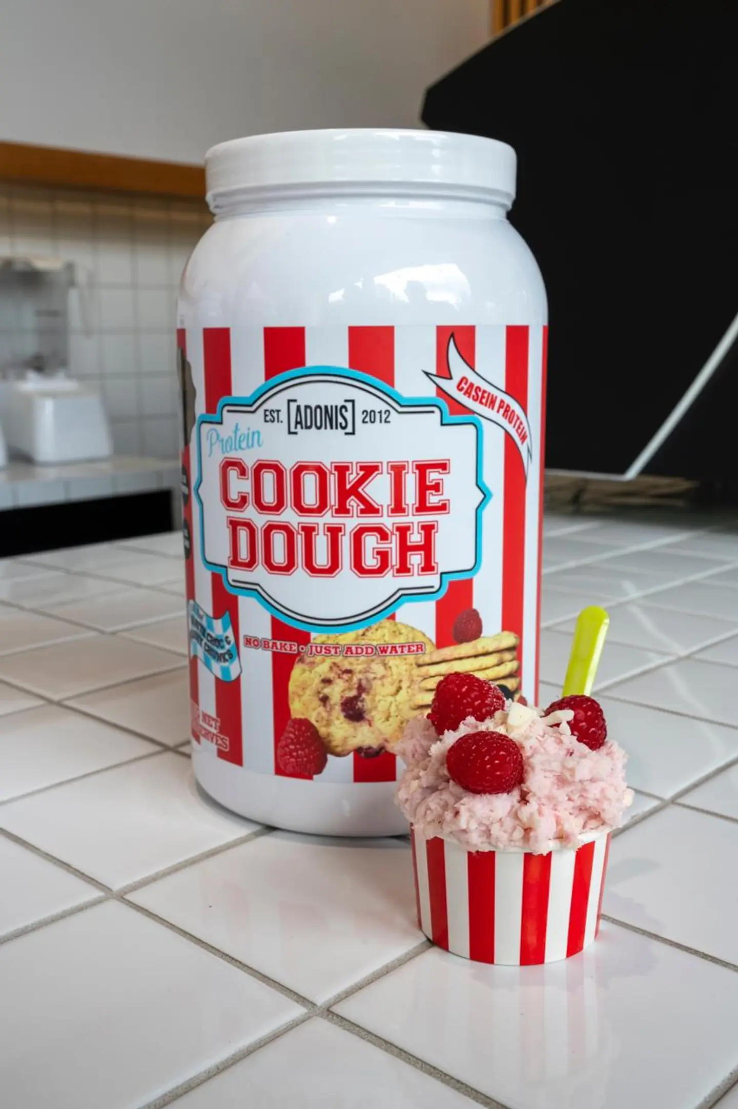 Cookie Dough White Choc Berry
