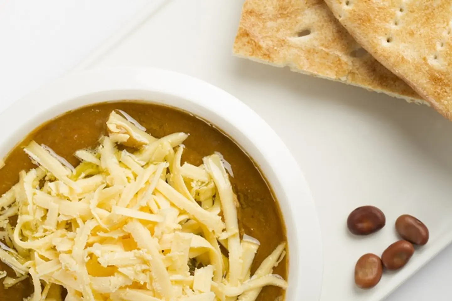 قلابة زيت زيتون مع جبنة شيدر