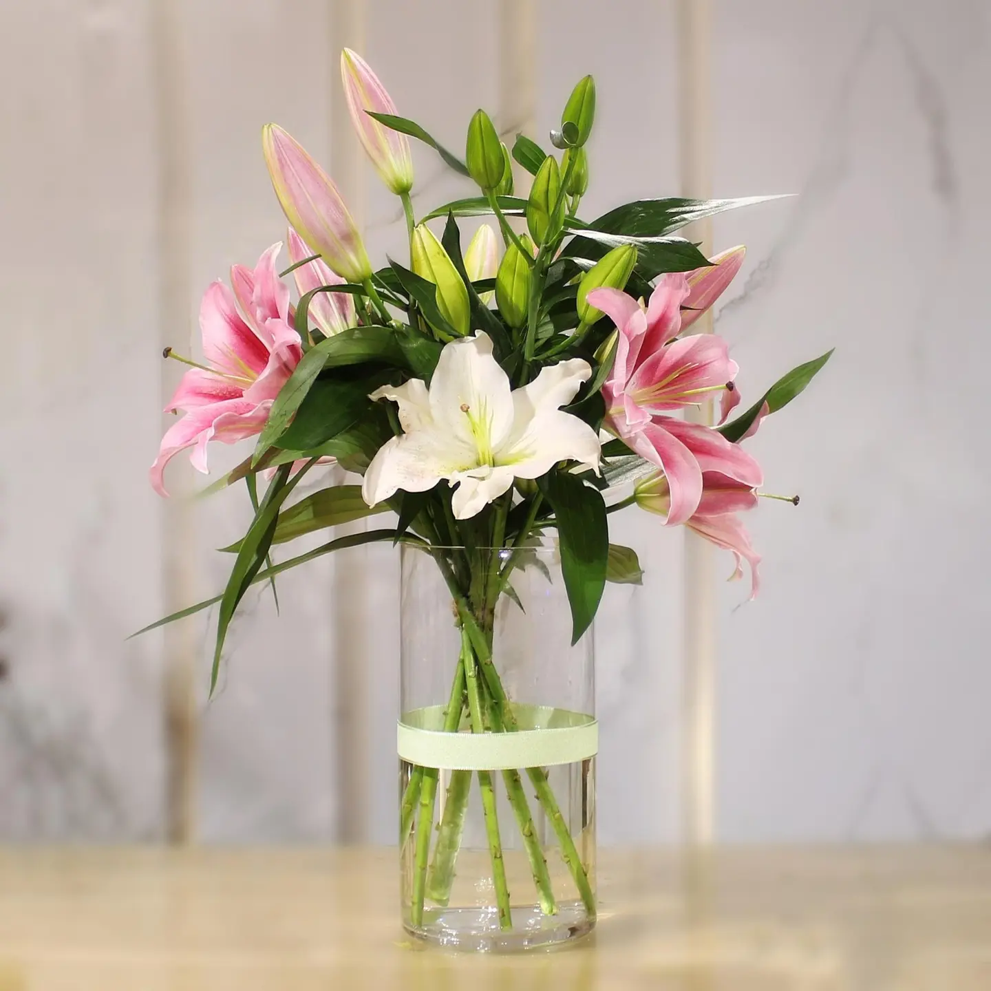 Lilys Mix Vase