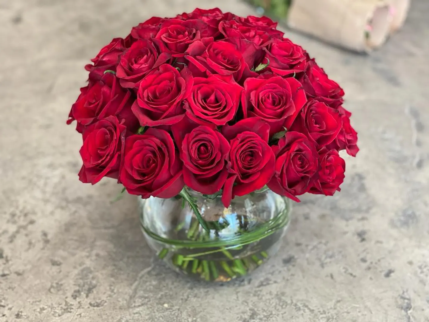 F16 Vase