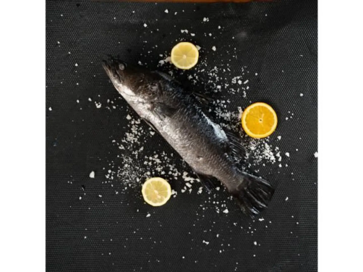 Sea Bass Fish 800 900 Gm