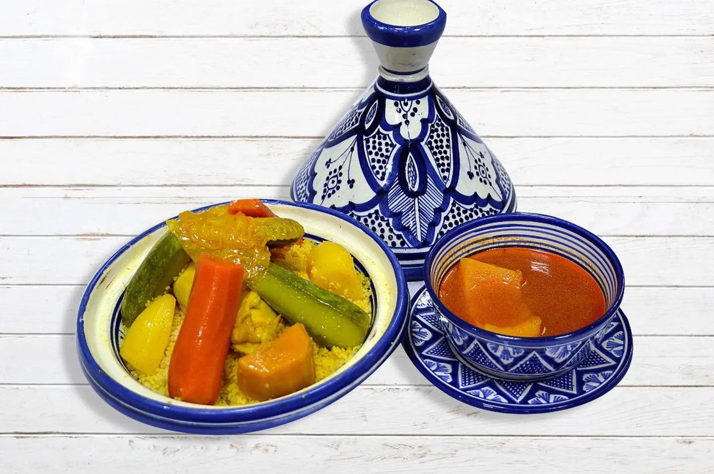 طاجن كسكس مع الخضار دجاج