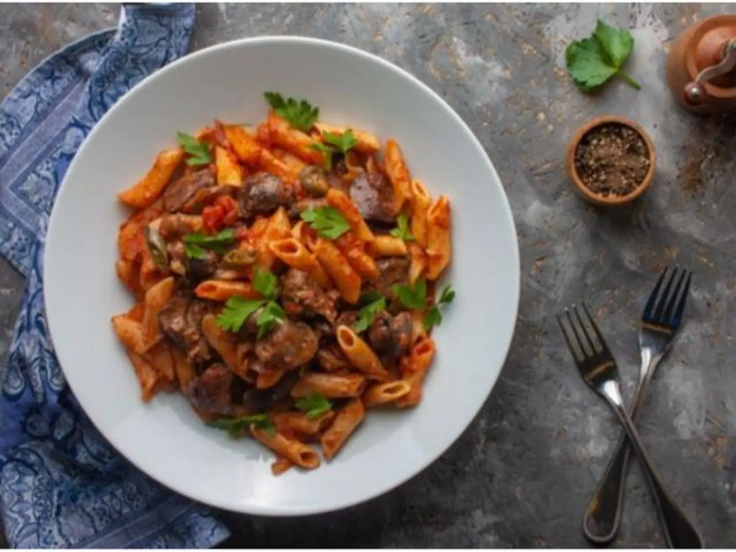 طاجن مكرونة بالكبدة