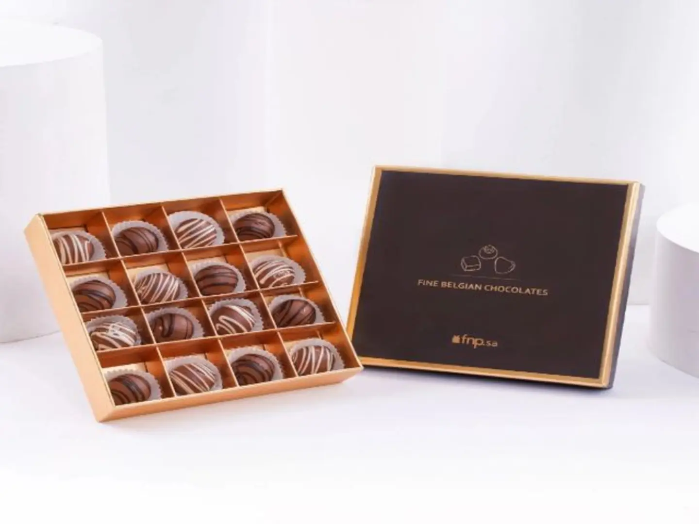 Milk Chocolate & Hazelnut Gourmet Gift Box 200g For Birthdays & Anniversaries