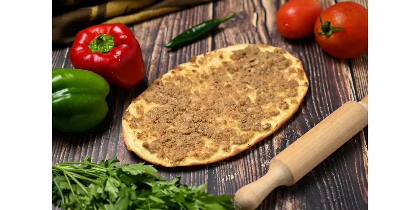 فطيرة صفيحة لحم