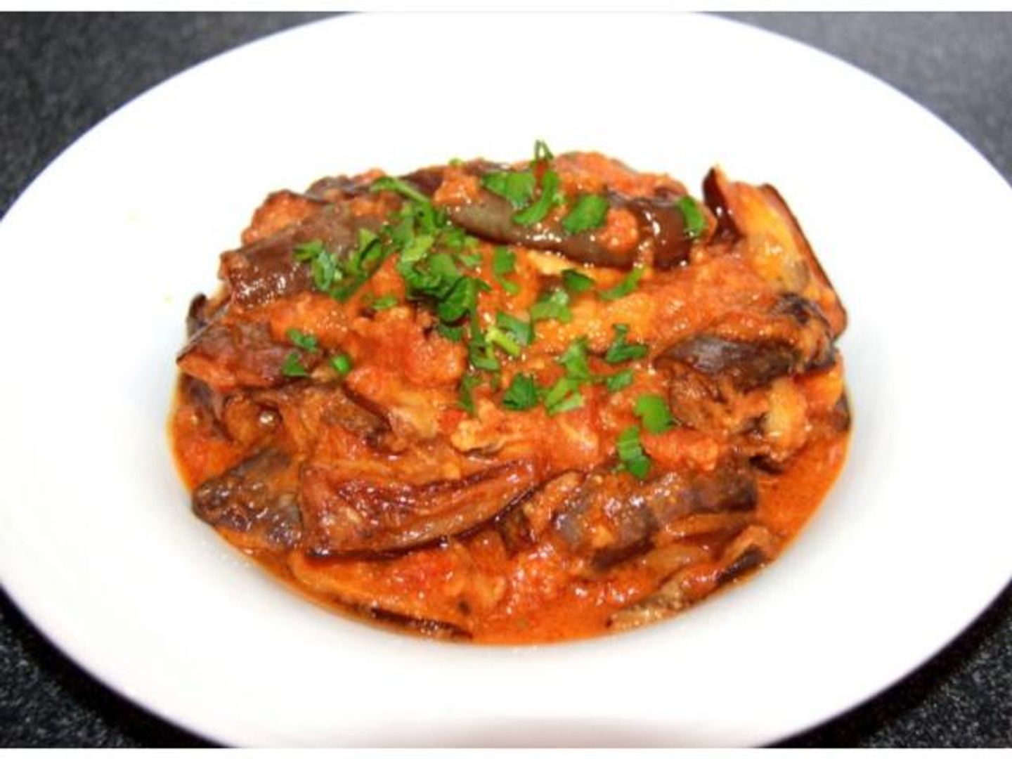 سلطة اسود