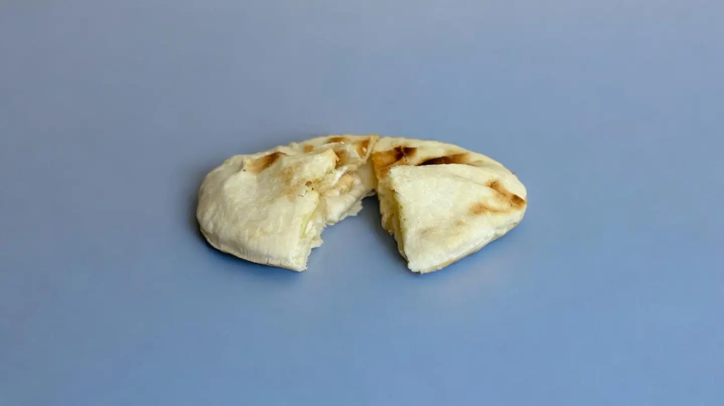 مدورة الطحينية بالجبن